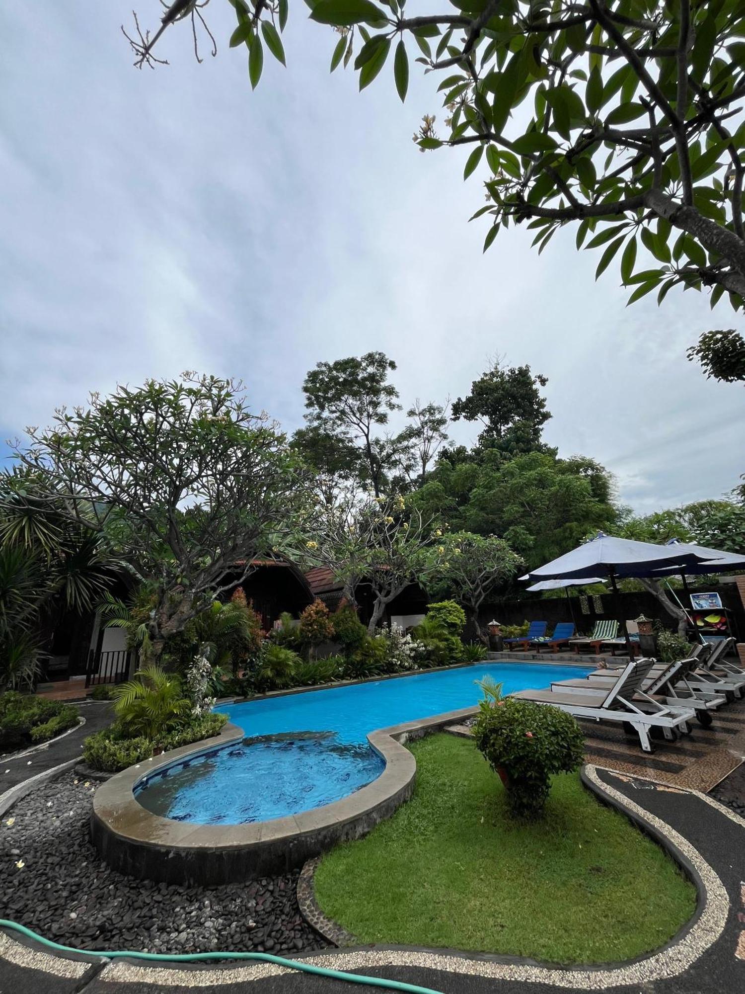 Hotel Ghamed Sari Esterno foto