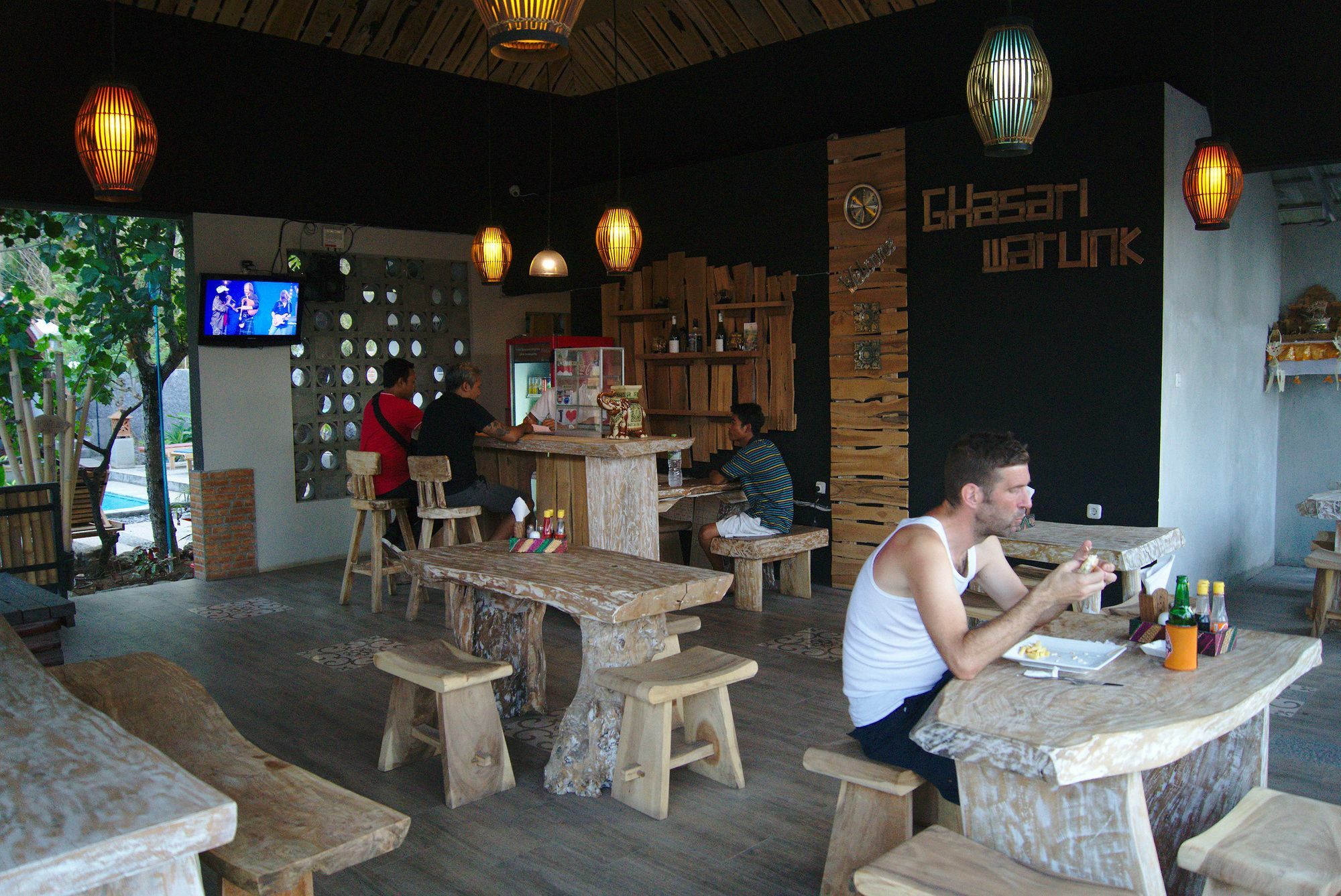 Hotel Ghamed Sari Esterno foto