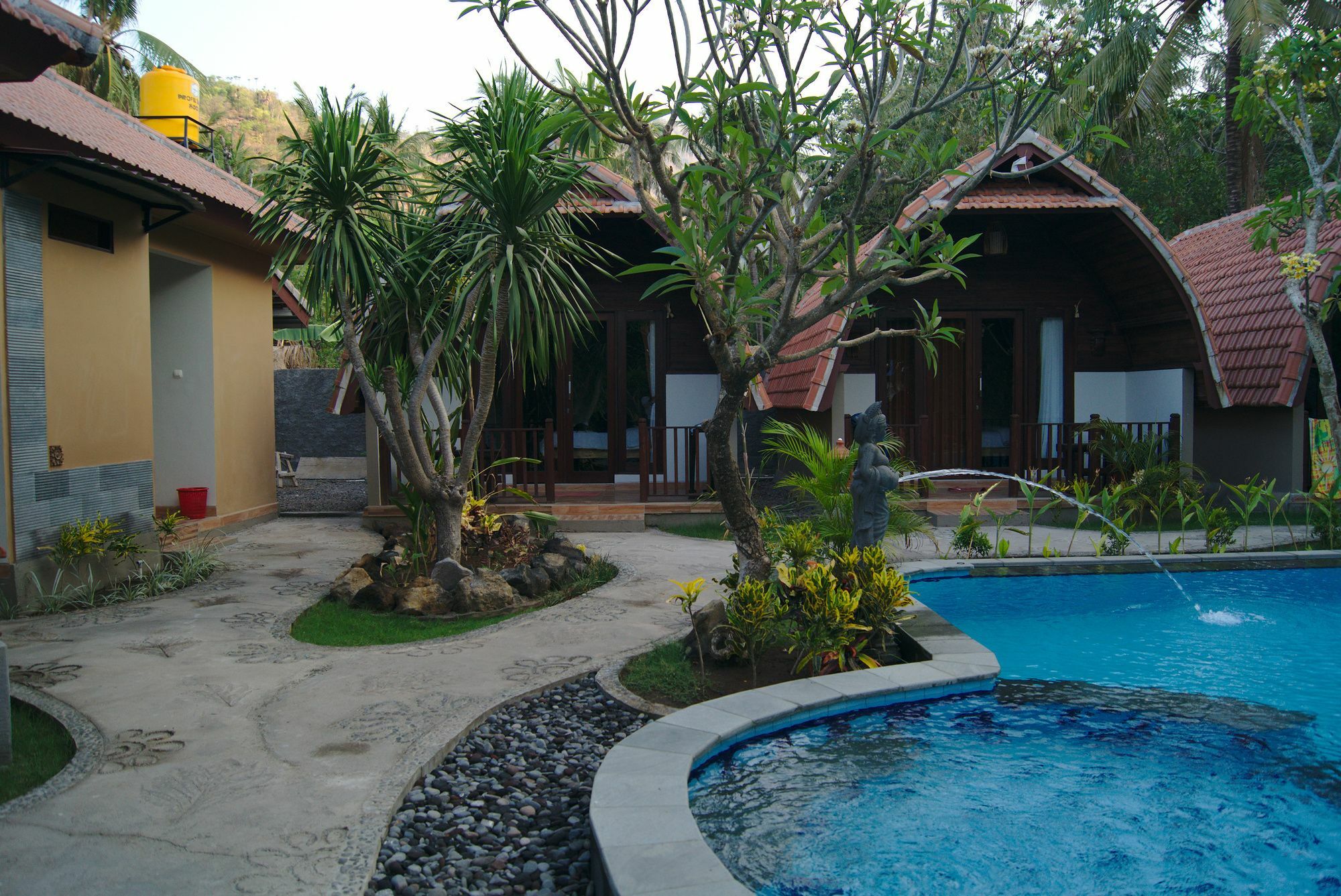 Hotel Ghamed Sari Esterno foto