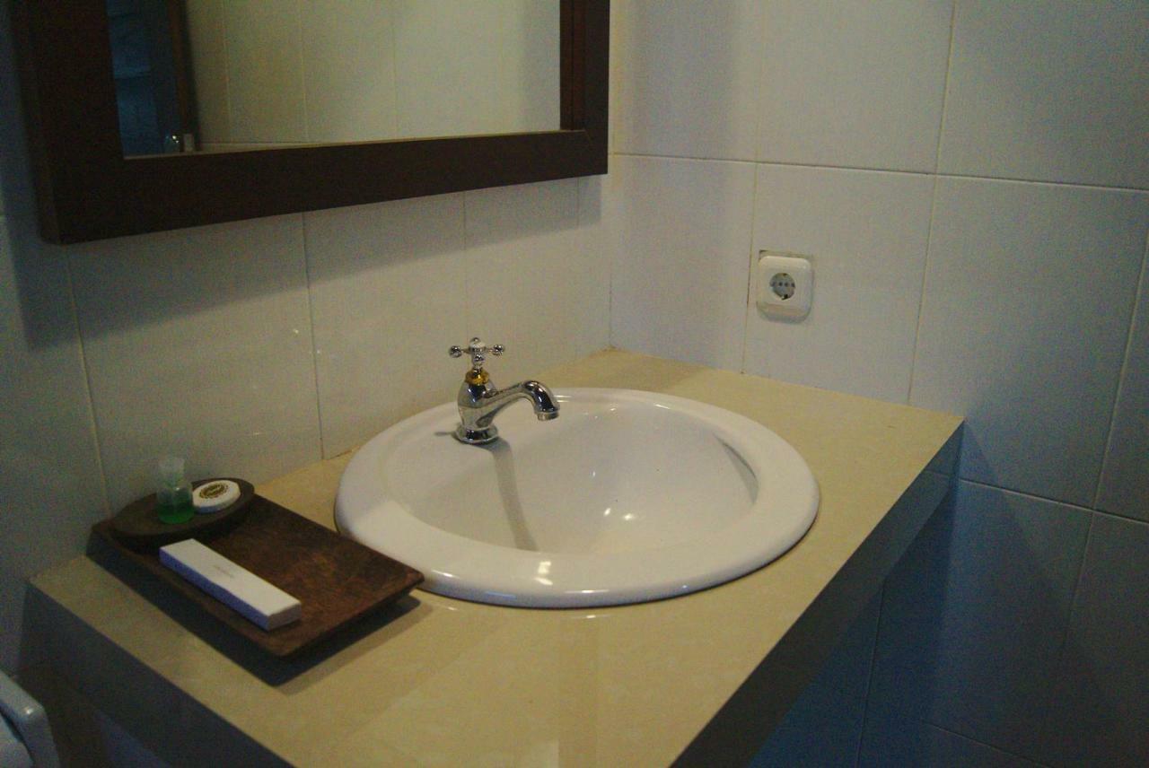 Hotel Ghamed Sari Esterno foto