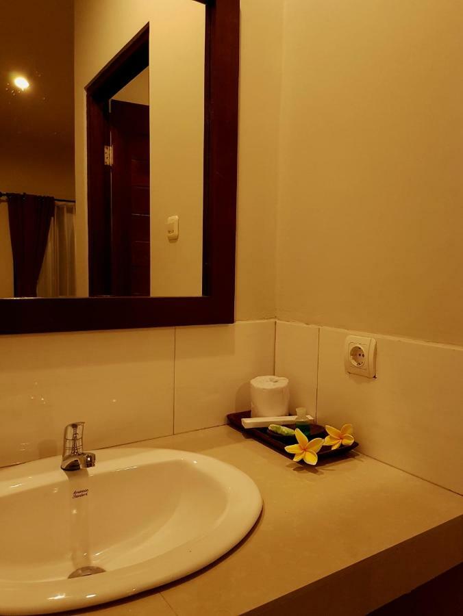 Hotel Ghamed Sari Esterno foto