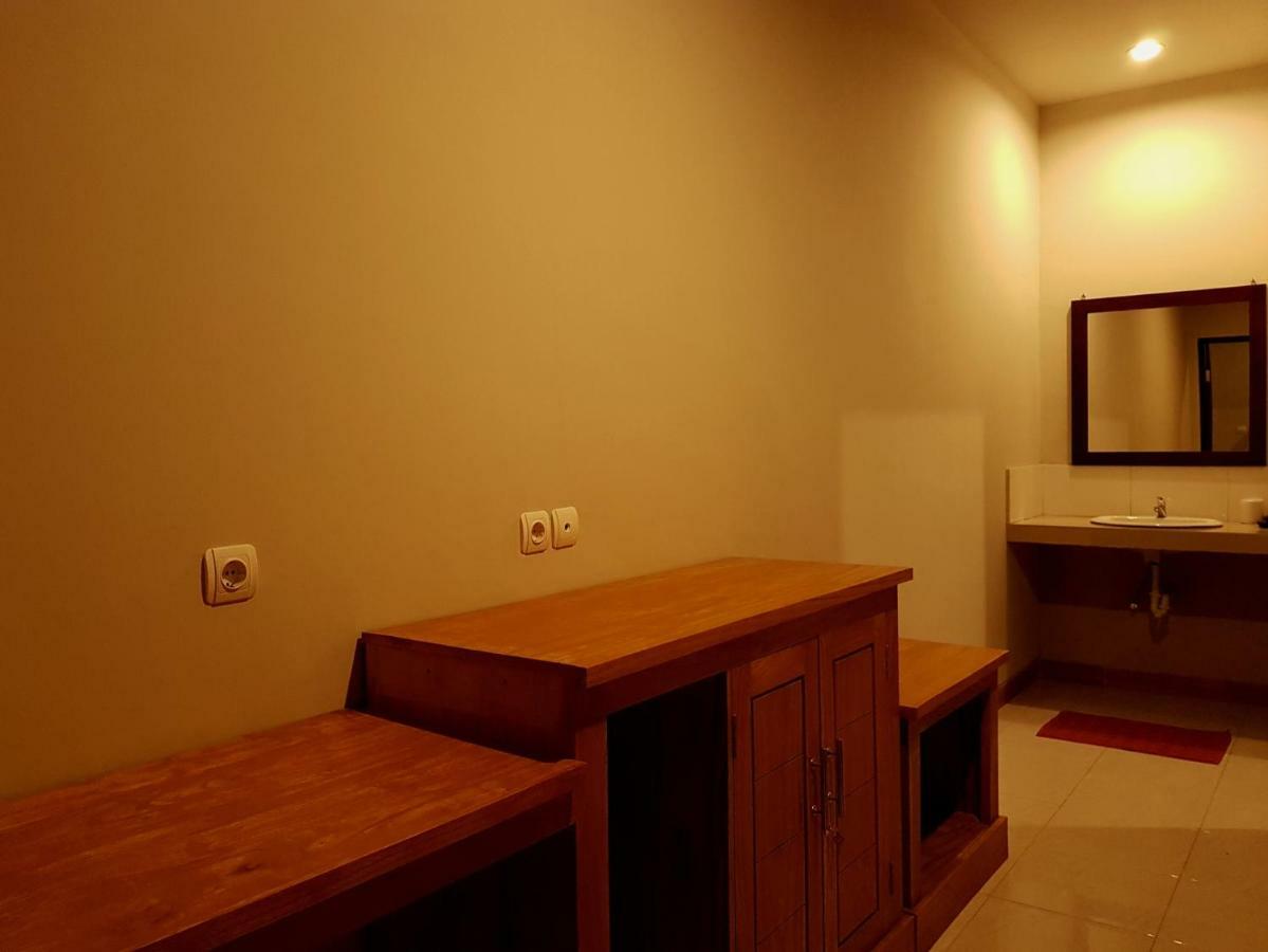 Hotel Ghamed Sari Esterno foto